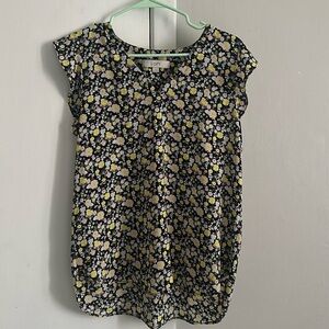 LOFT Floral V-Neck Flutter Shell Black size M